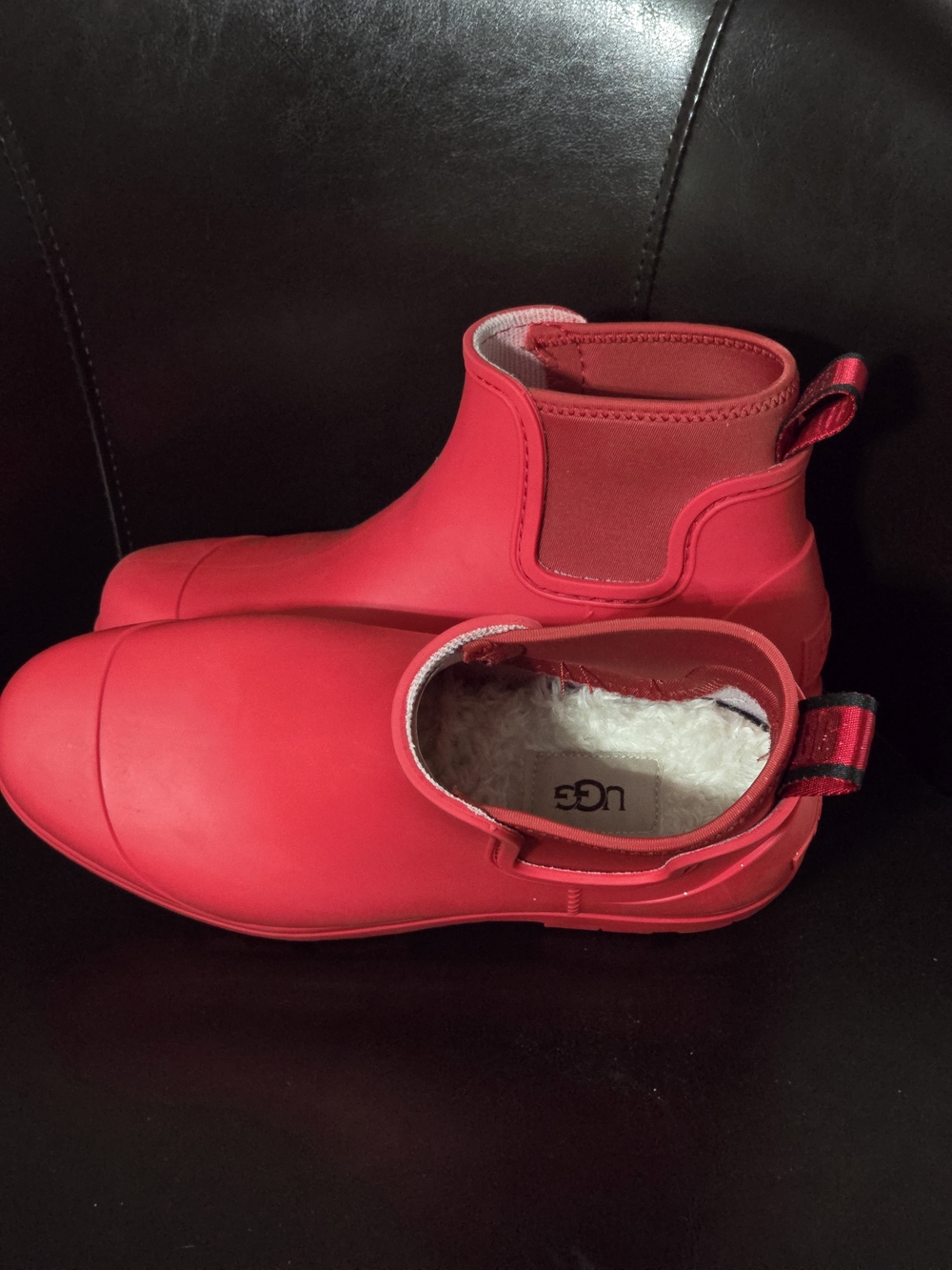 UGG Waterproof Red Chelsea Rain Boots Fur Lined Size 8 - Picture 9 of 13